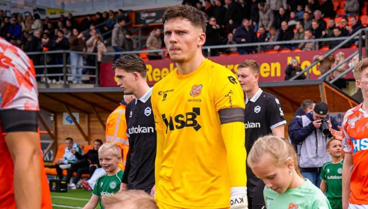 El Valencia CF contacta con el FC Volendam por el portero Kayne van Oevelen