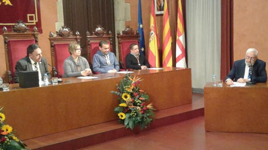 El director gerent d&#039;Aigües de Manresa, Josep Alabern, pronunciant el pregó de la festa de la Llum 2016.