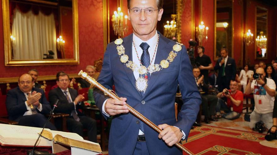 Luis Salvador, alcalde de Granada por los próximos cuatro años.