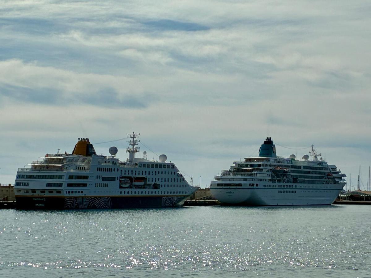 Cruceros en el puerto de Santa Cruz de Tenerife, archivo.