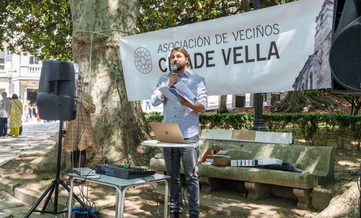 Os candidatos reinvindican o idioma na rúa polo o Día das Letras Galegas