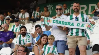 El Córdoba CF mantiene el paso y supera las 8.800 renovaciones