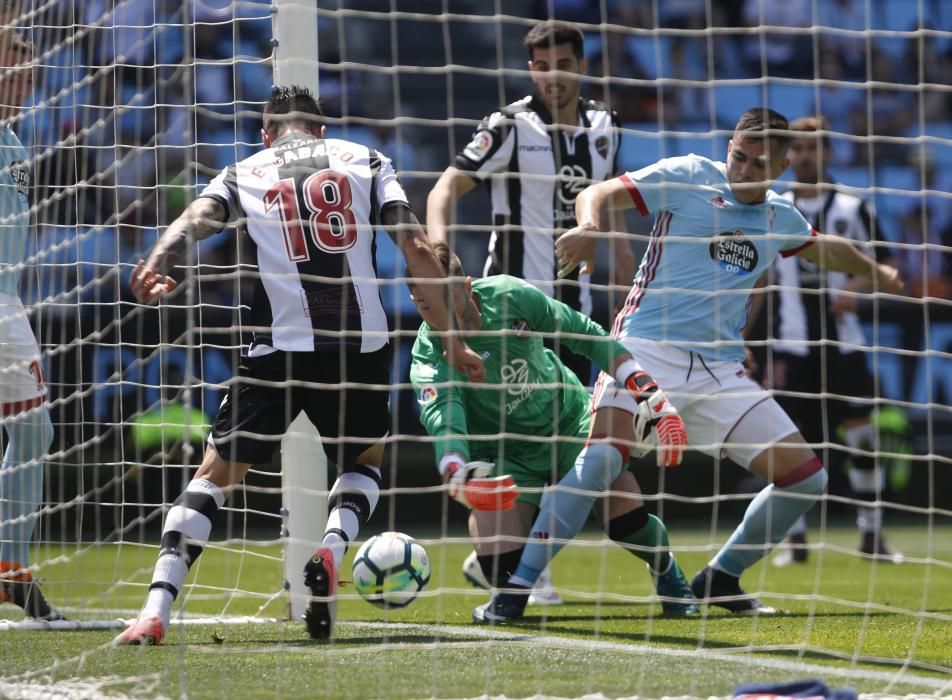 Las fotos del último partido de Liga en Balaídos entre el Celta y el Levante.