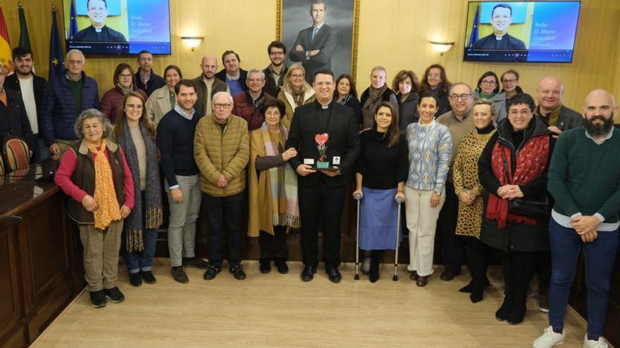 Premio a la solidaridad para el sacerdote Mario González