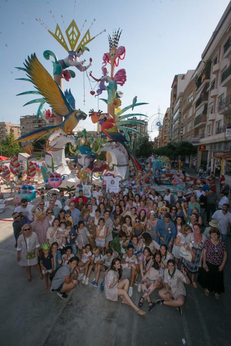 Sèneca-Autobusos, primer premio de las Hogueras Especiales