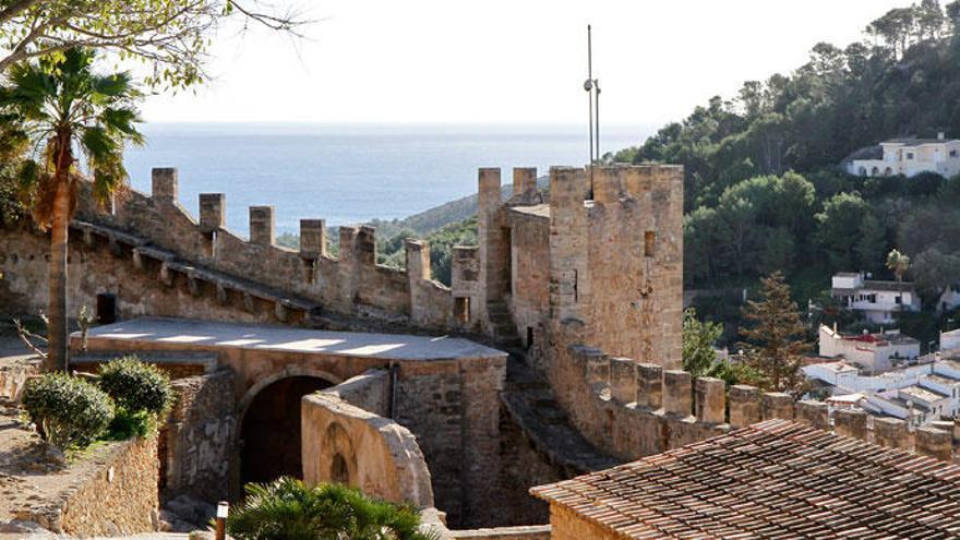 Die Burg von Capdepera im Nordosten von Mallorca zieht Besucher an. Doch Hotels gibt es im Ortszentrum bisher nicht