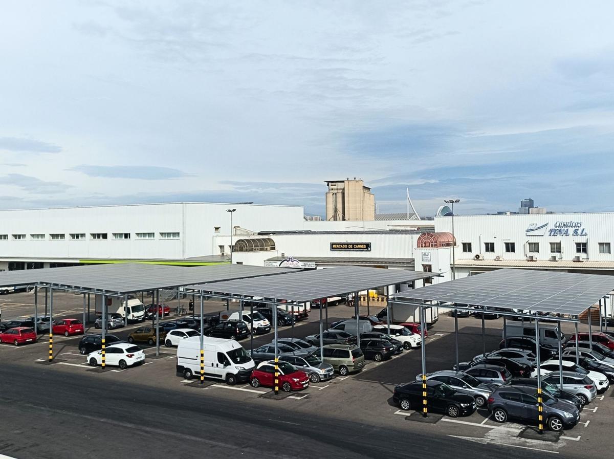 Mercavalència ha incorporado un sistema de almacenamiento eléctrico con baterías de litio para optimizar su planta solar fotovoltaica de 3,7 MWp.