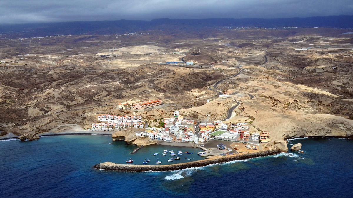Vista panorámica de la costa de Tajao, en Arico
