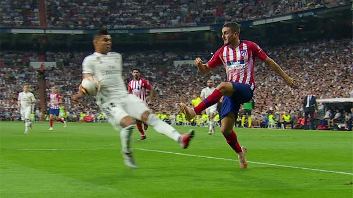 El Atlético pidió manos de Casemiro... que el VAR no concedió