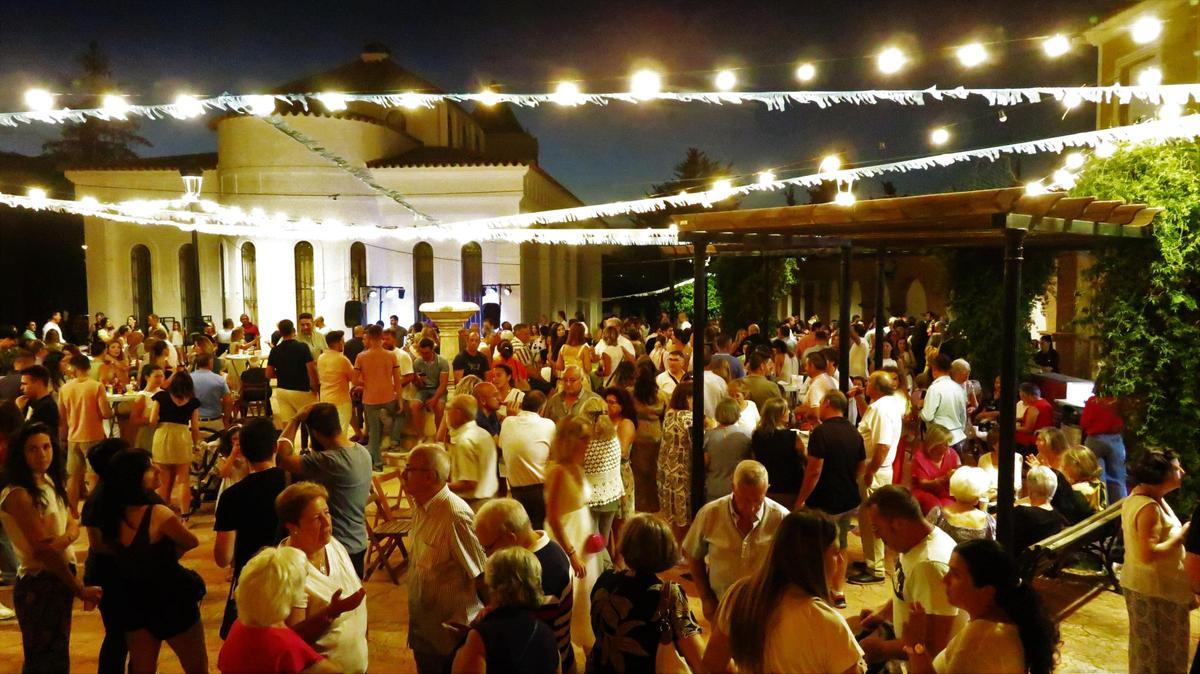 Monesterio participó masivamente de la 1º Velá de la Virgen