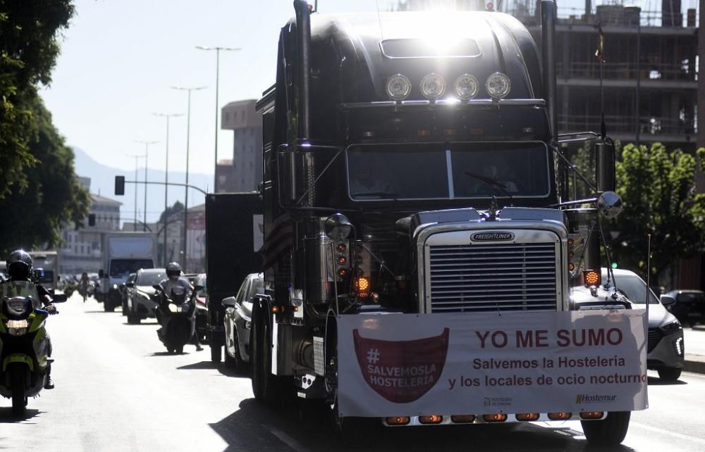 Los hoteleros toman Murcia para protestar contra las medidas del Gobierno regional