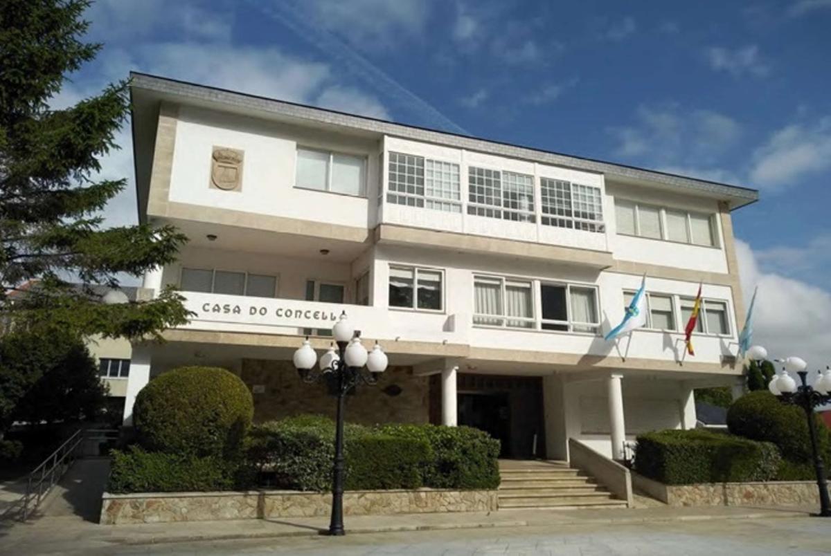 Vista de la Casa Consistorial actual, que data de 1974.