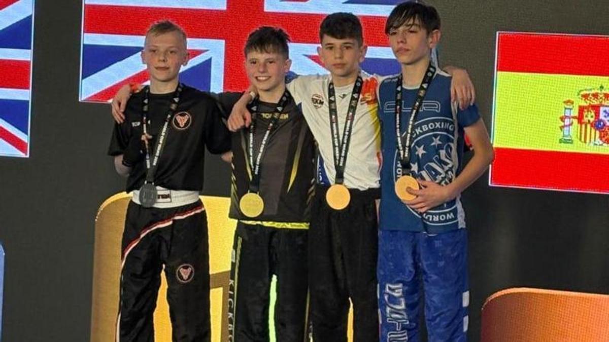 Dos deportistas de Torrevieja brillan en la Copa del Mundo en Italia