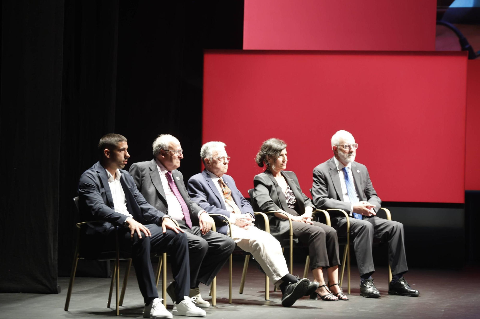 La entrega de medallas y distinciones de Gijón, en imágenes