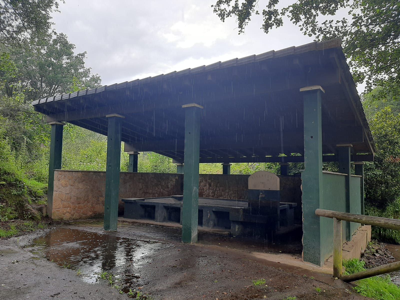 La fuente y lavadero de La Rotella