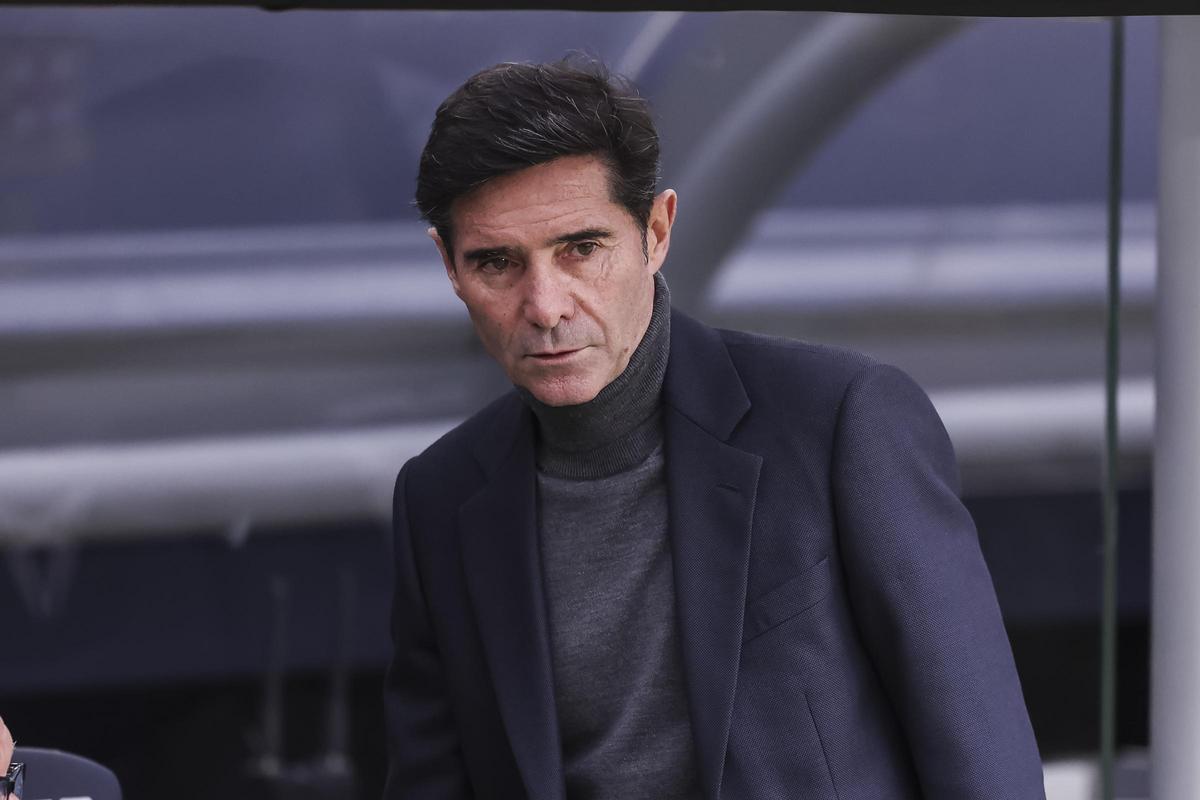 Marcelino antes de comenzar el encuentro.