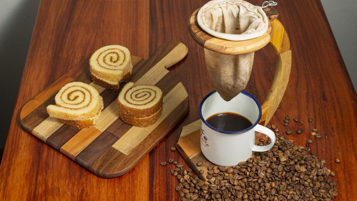 Así es el café chorreado, la joya gastronómica de Costa Rica