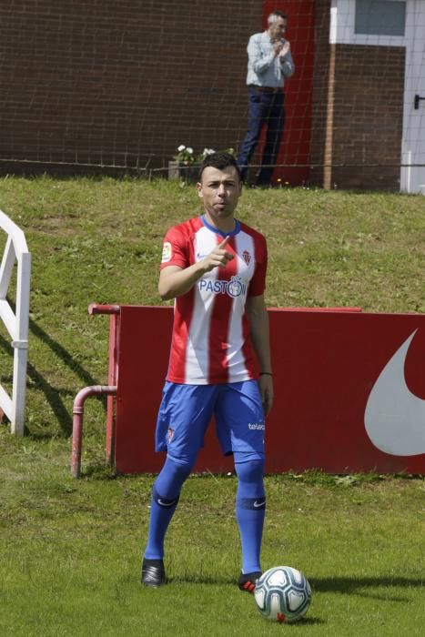 Presentación de Javi Fuego con el Sporting