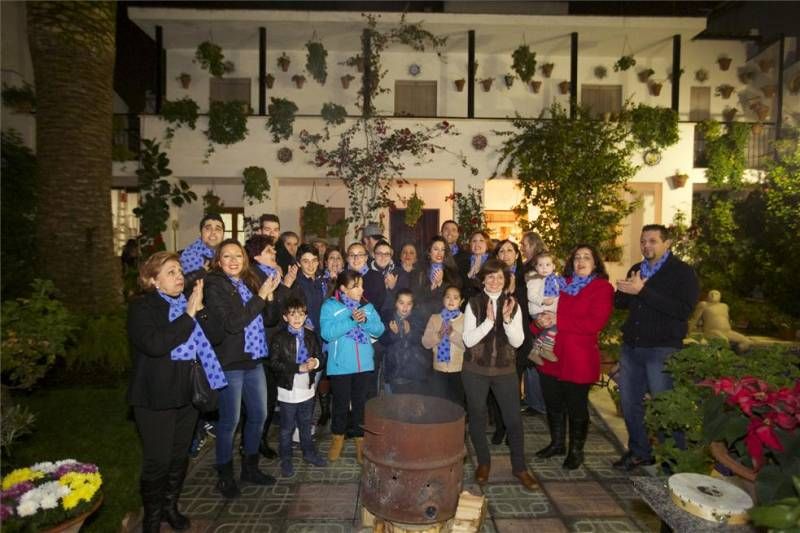 Fotogalería de pasacalles y navidad en los patios