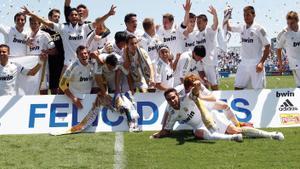 La generación del Real Madrid Castilla que consiguió el ascenso a Segunda en 2012.