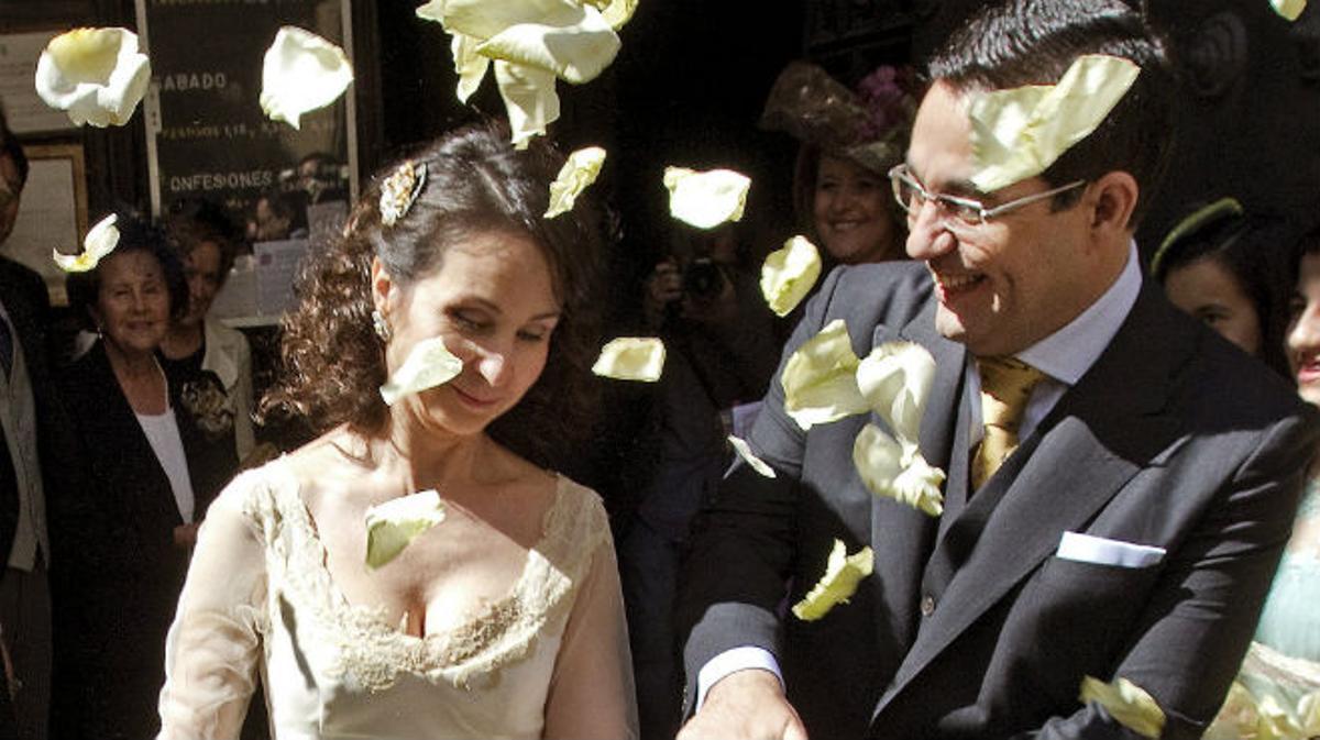 La jutge Alaya ha renovat els seus vots matrimonials entre una gran expectació.