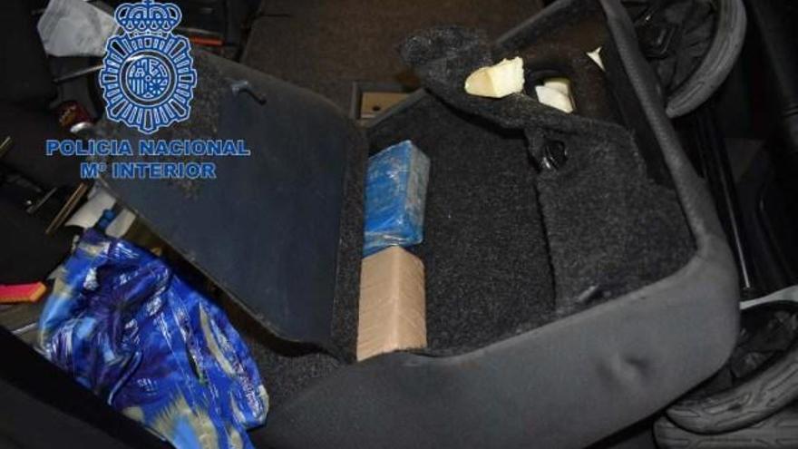 Detenido en Plasencia cuando portaba más de dos kilos de cocaína en su vehículo