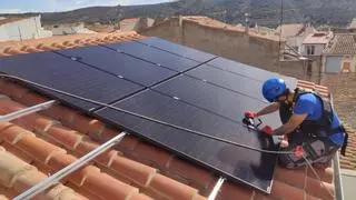 Castellón suma 10 nuevas instalaciones de autoconsumo energético cada día