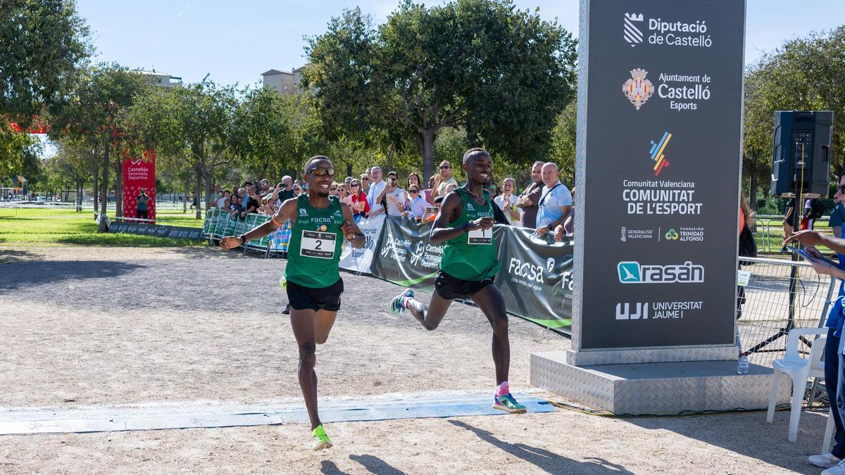 El Cross Ciutat de Castelló cierra su 45ª edición con un éxito total de participación y el mejor nivel competitivo