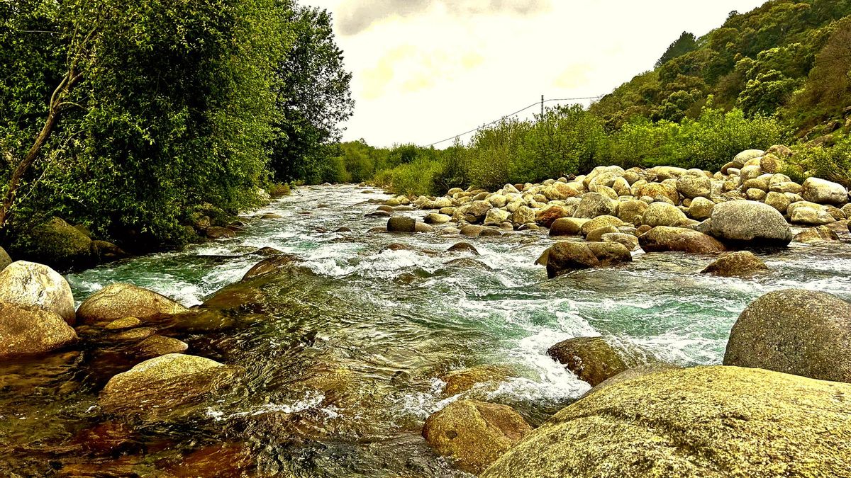 Las aguas del río Tiétar y sus gargantas forman piscinas naturales que invitan a darse un buen chapuzón.