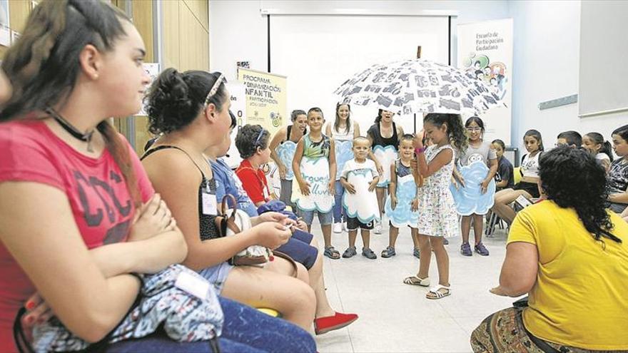 Derechos sociales y los niños cierran el año de la Escuela de Participación