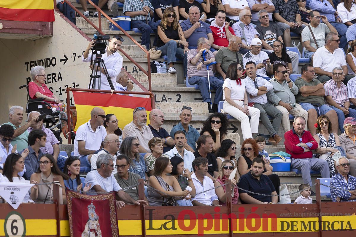 Tarde histórica en Abarán con la alternativa de José María Trigueros y el indulto de Tomás Rufo, junto a Castella salieron a hombros