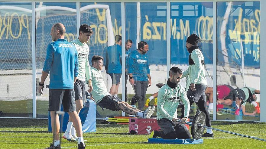 El Villarreal confía en recuperar a los tocados ante el Rayo tras dos días de relax
