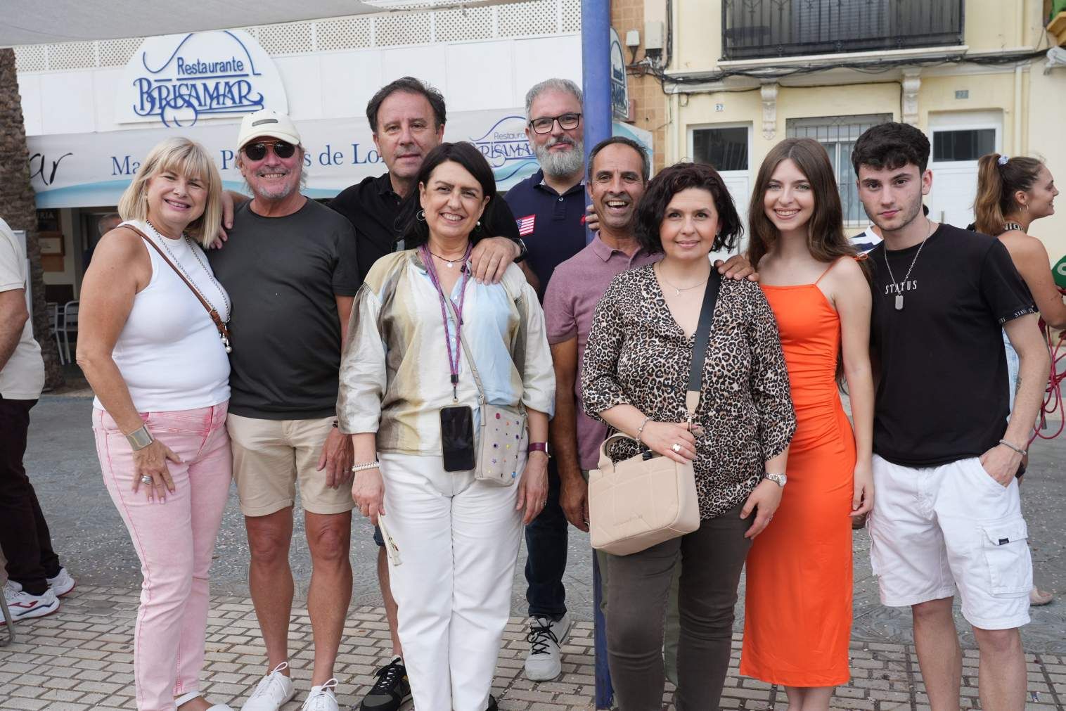 El Grau da inicio a las fiestas de Sant Pere con pólvora, bous y música