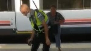 video 3670045 vid  03 163058