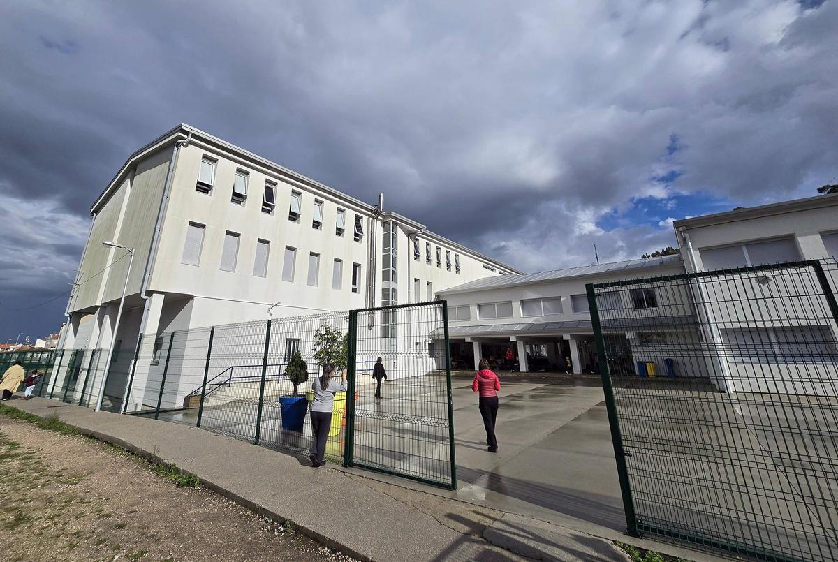Una imagen del colegio Cova Terreña de Baiona.