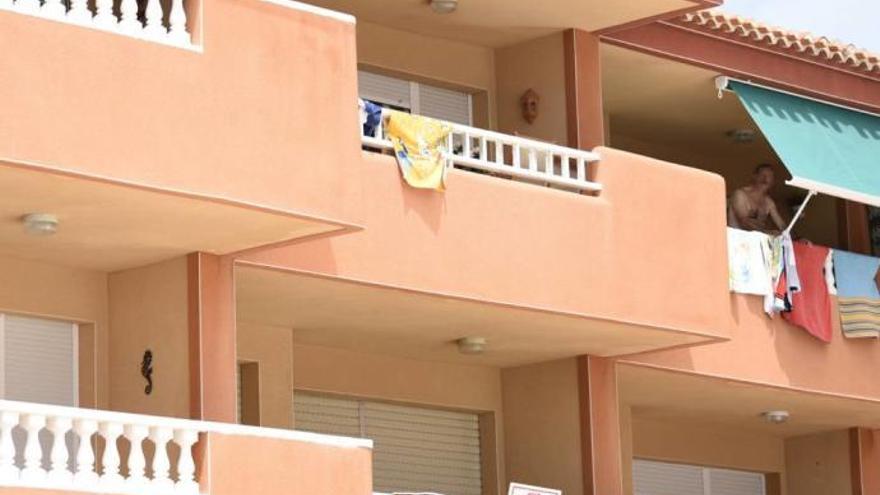 Cae un 70,7% los viajeros en apartamentos turísticos de la Región en junio