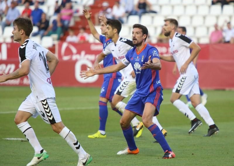 Partido entre el Albacete y el Real Oviedo