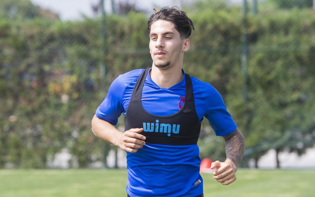 Ludovit Reis en un entrenamiento durante su etapa en el Barça.
