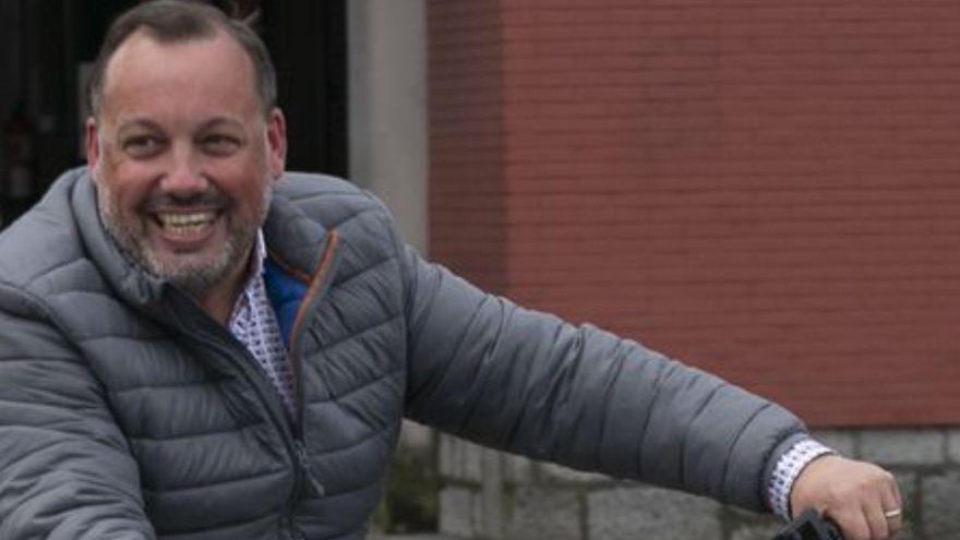 Pelayo García, en una bicicleta. | LNE