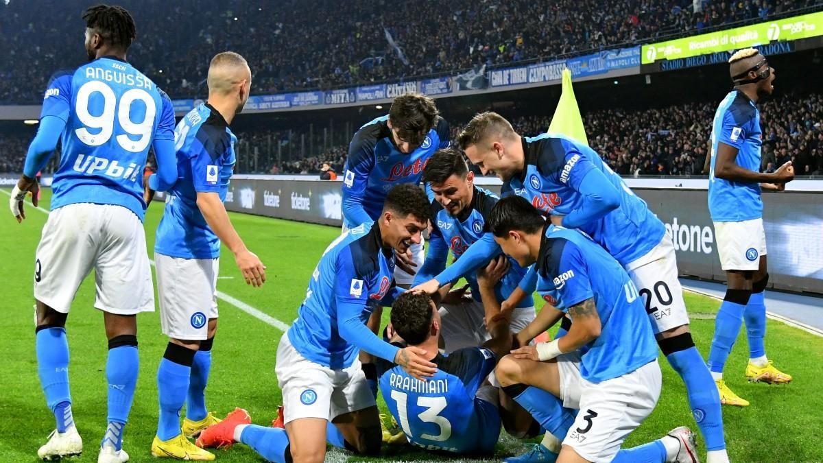 El Nápoles celebra el tercer tanto del partido ante la Juventus