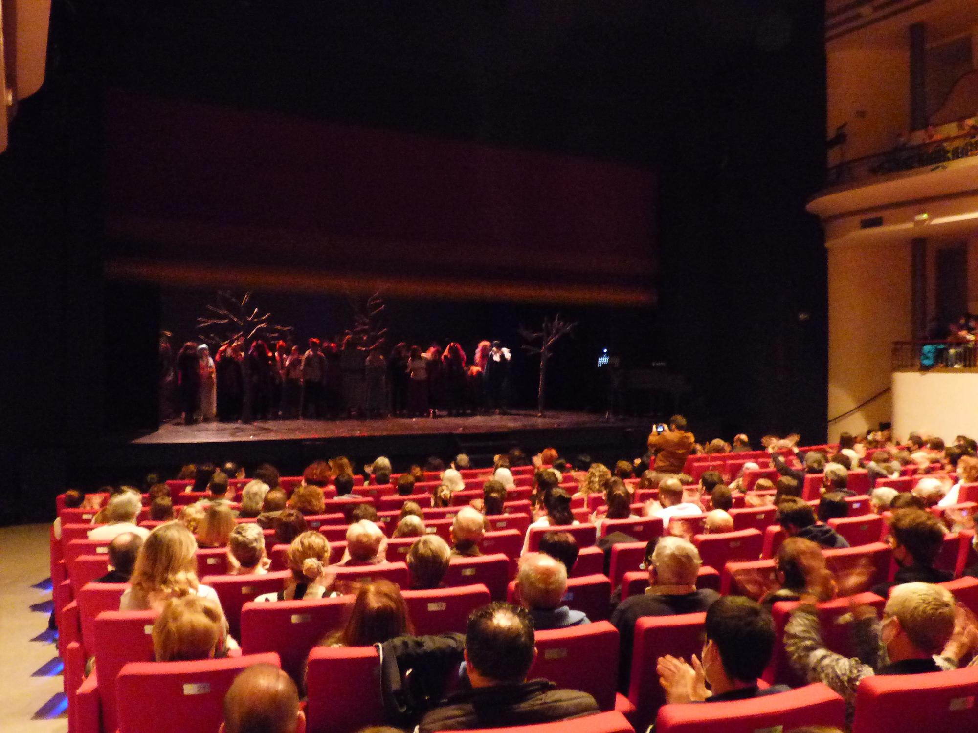 Els Pastorets del Monturiol tornen a omplir el Teatre el Jardí