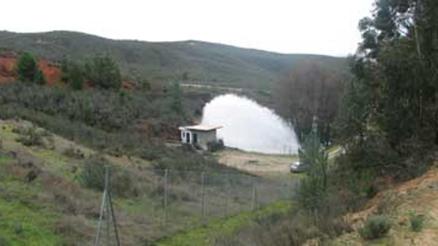 Losar dice no a la instalación de una línea eléctrica para abastecer de agua Campo Arañuelo