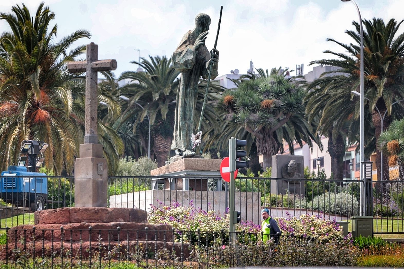 Nueva ubicación de la escultura del Padre Anchieta en el Campus Central de la Universidad de La Laguna