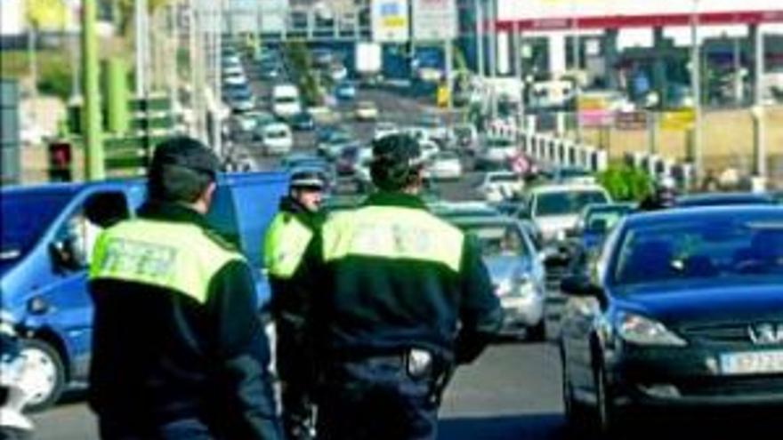 El PP pretende tener más policía local en la calle de Badajoz con un refuerzo voluntario del servicio