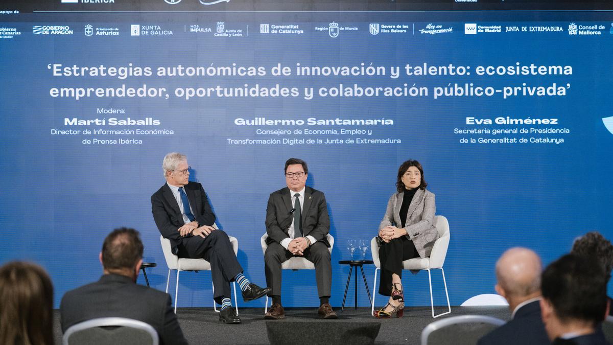 Guillermo Santamaría: "En dos minutos, pagando por Bizum, uno se saca la licencia de caza o pesca en Extremadura"