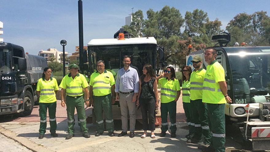 Emaya pone 36 refuerzos para la limpieza de Playa de Palma