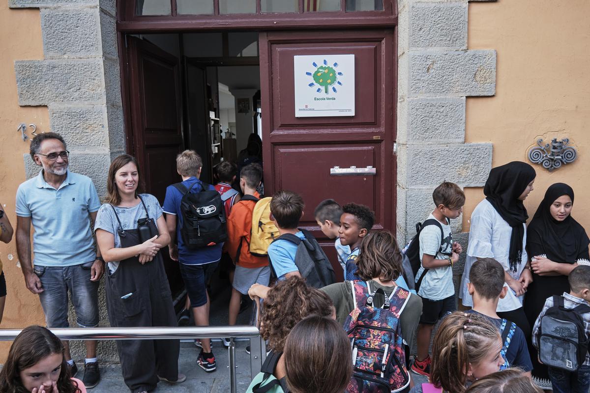 Vuelta al cole en el Institut Escola Josep Maria Xandri, en Sant Pere de Torelló (Barcelona).