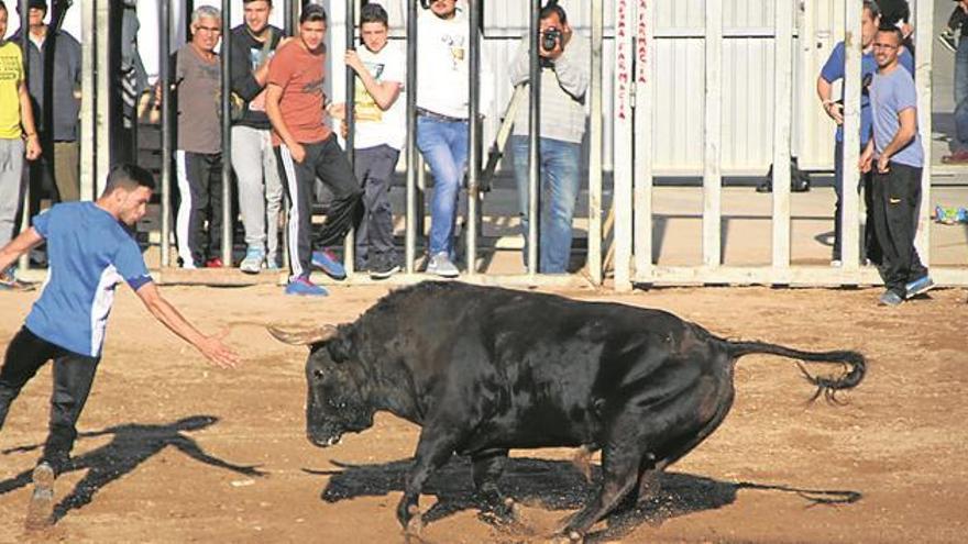 La Pascua de Onda encara su recta final con más música y gastronomía