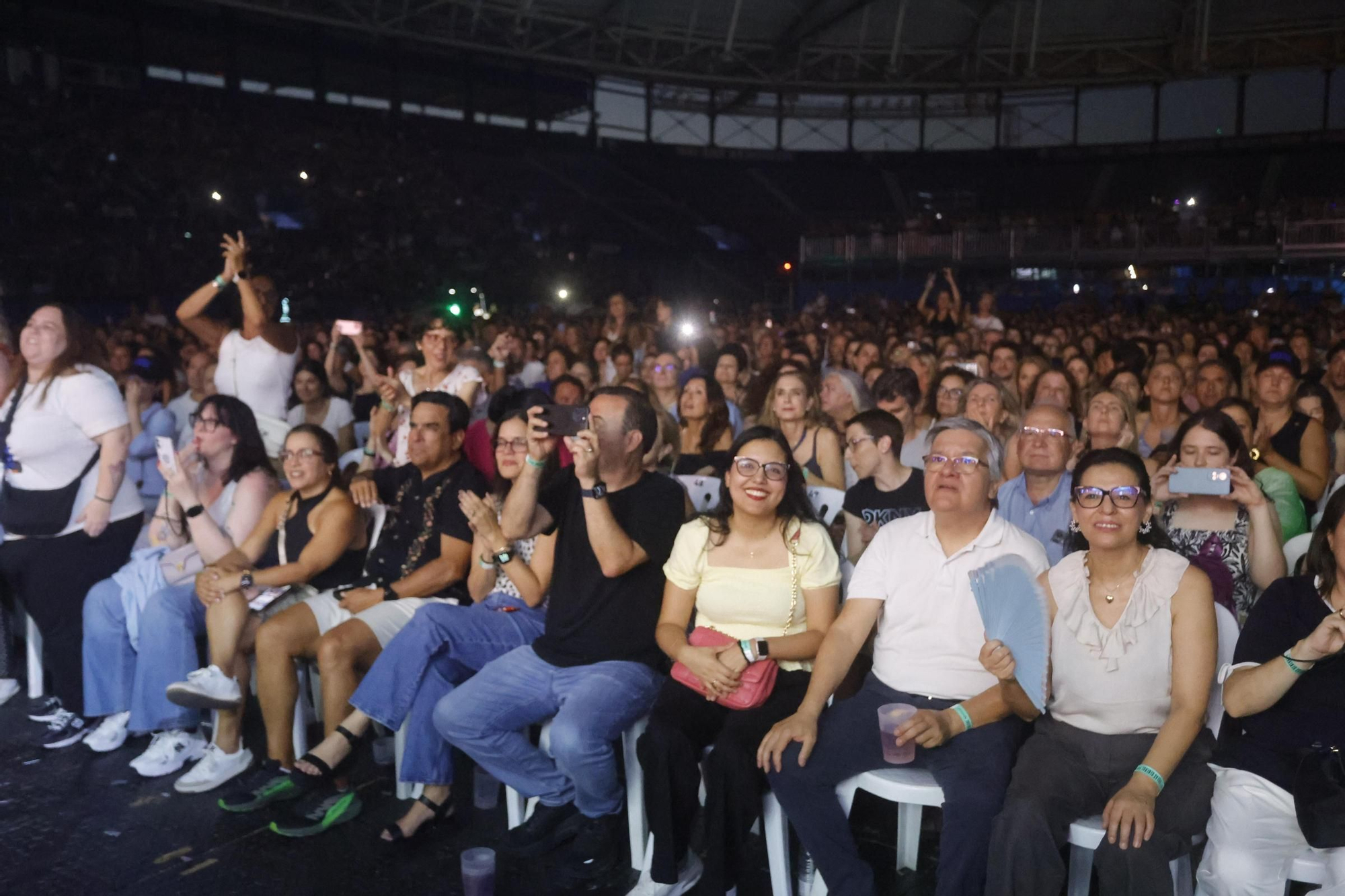 Miguel Bosé disfruta sobre el Ciutat