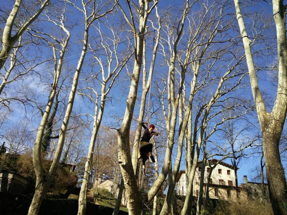 Tallers de dansa amb nenes i nens a Olot del Sismògraf 2018